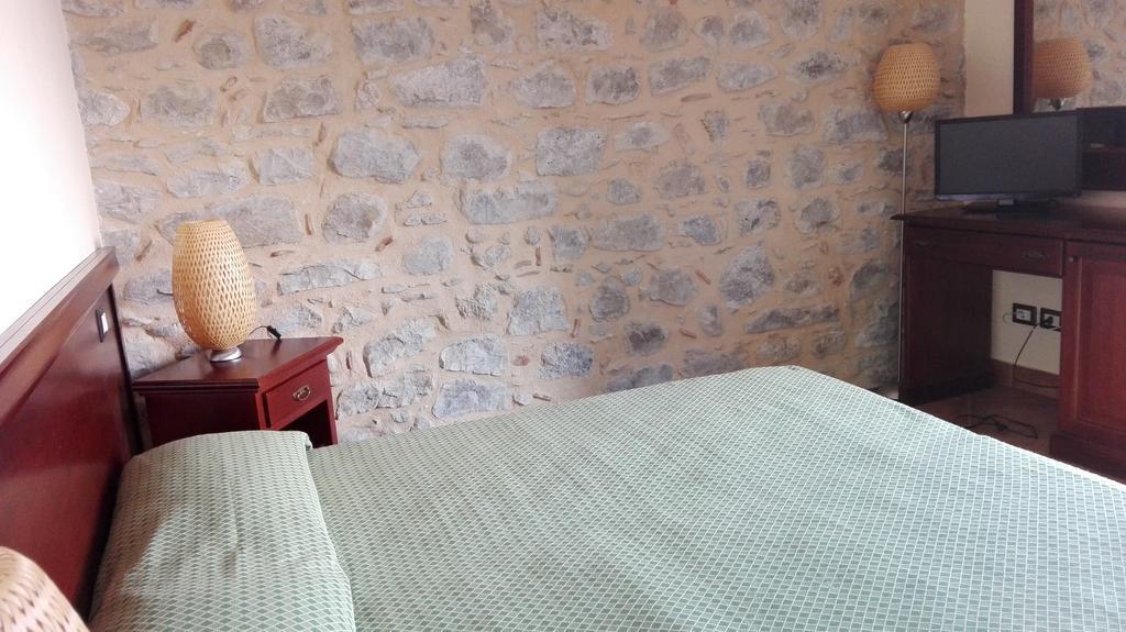 Agriturismo Valle Dell'Etna Roccella Valdemone 외부 사진