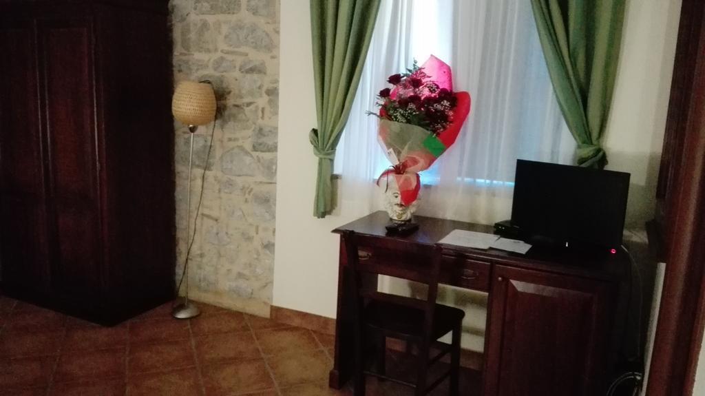 Agriturismo Valle Dell'Etna Roccella Valdemone 외부 사진